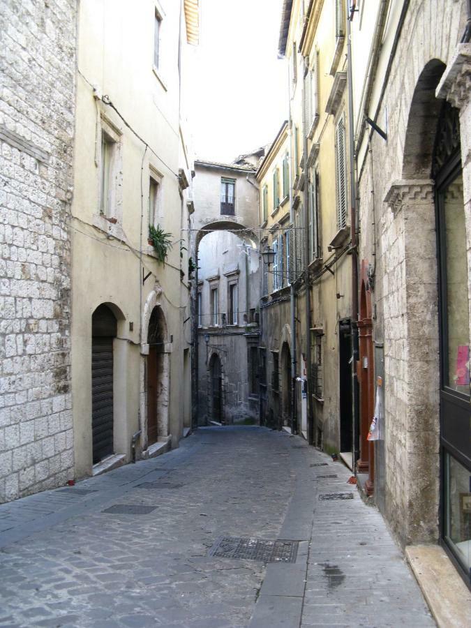 Narni Charm Apartment Luaran gambar